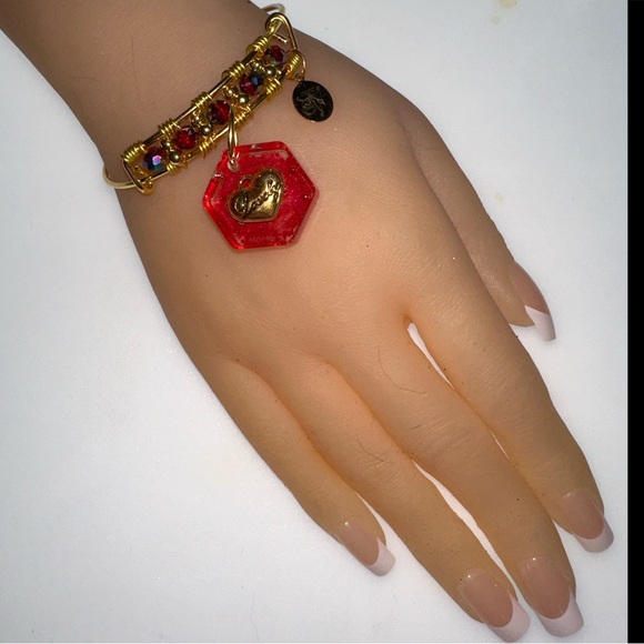 “Lovely” Gold Tone Heart Pendant Bangle Bracelet - Picture 2 of 7